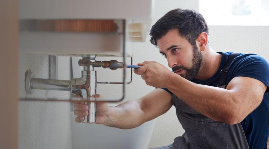 Local tankless water heater installation in Plainville, IL
